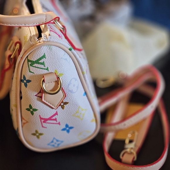 Luxury Designer Bag - Picture 4 of 9